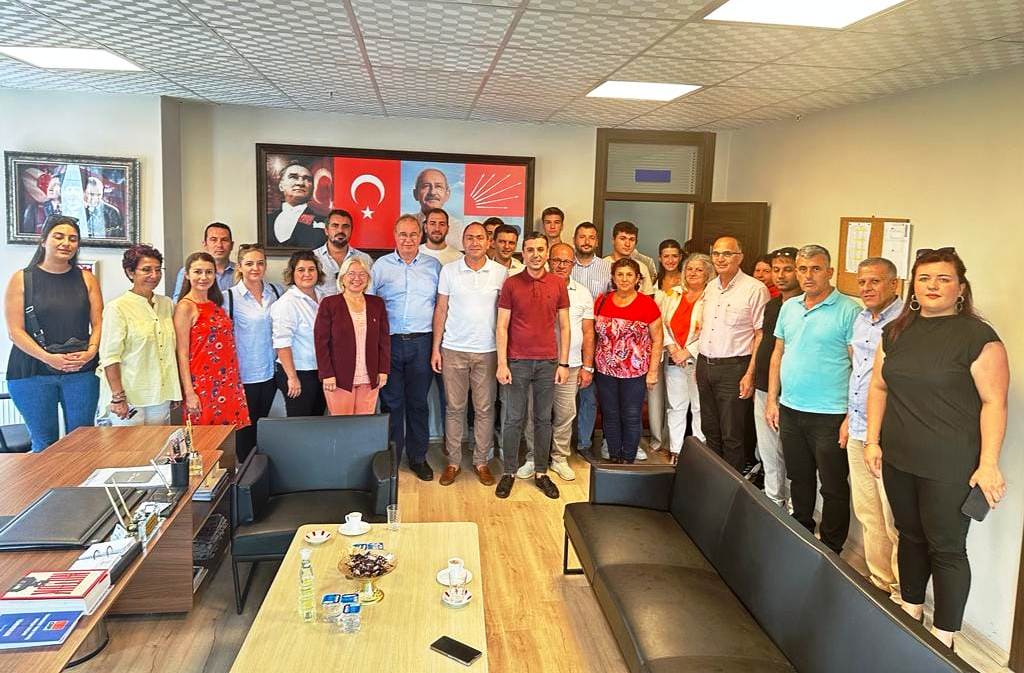 CHP SÜLEYMANPAŞA İLÇE YÖNETİMİNDE GÖREV DAĞILIMI BELLİ OLDU