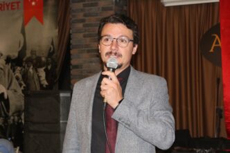 BARIŞ ÖZER’DEN GÖREVDEN ALMA KARARINA SERT ÇIKIŞ: “CHP İLE EYLEM İŞBİRLİĞİMİZ SONA ERMİŞTİR”