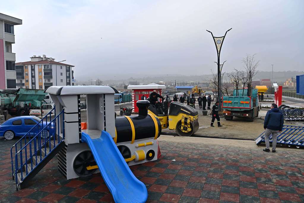 ÇOCUKLARIN HEM EĞLENECEĞİ HEM ÖĞRENECEĞİ TRAFİK PARK’TA SONA YAKLAŞILDI