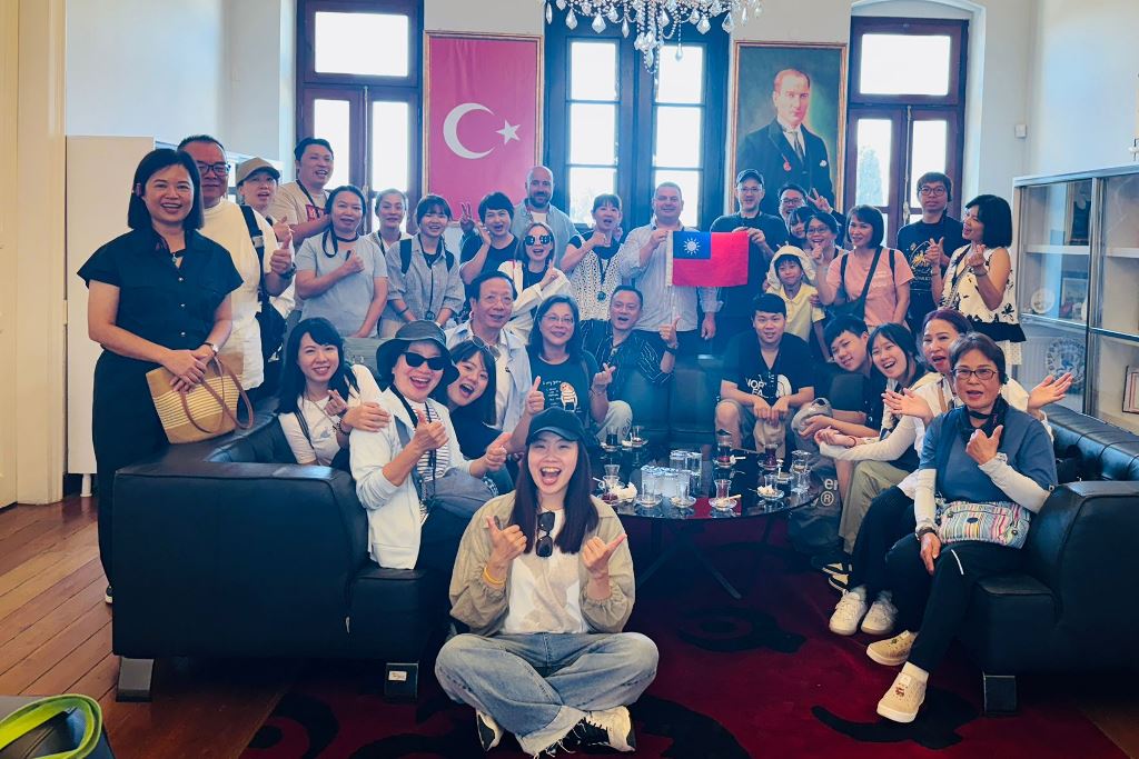 TAYVANLI TURİST KAFİLESİNDEN SÜLEYMANPAŞA ÇIKARMASI