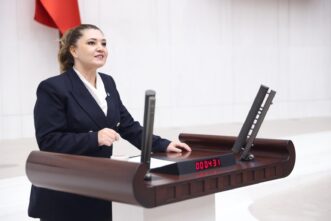 “BU KÜRÜSÜDE ADALETTEN SÖZ ETMEK BİLE ZORLAŞTI!”