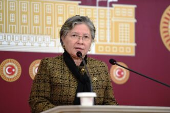 NURTEN YONTAR: “TÜRKİYE’DE MİLYONLAR KRİZLERİN ALTINDA EZİLİYOR”