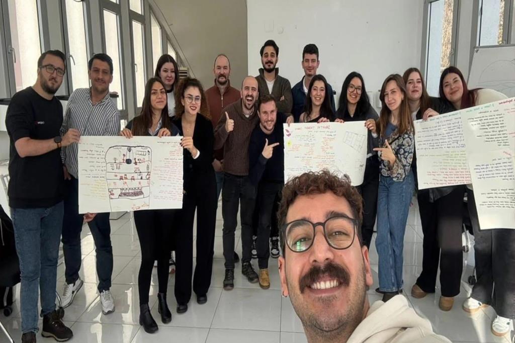 TEKİRDAĞLI GENÇLER KENT YÖNETİMİNDE SÖZ SAHİBİ OLMAYA HAZIRLANIYOR