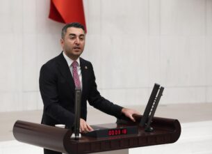 CHP’Lİ AVŞAR KÖPRÜ VE OTOYOL ÖZELLEŞTİRME GİRİŞİMLERİNE TEPKİ GÖSTERDİ