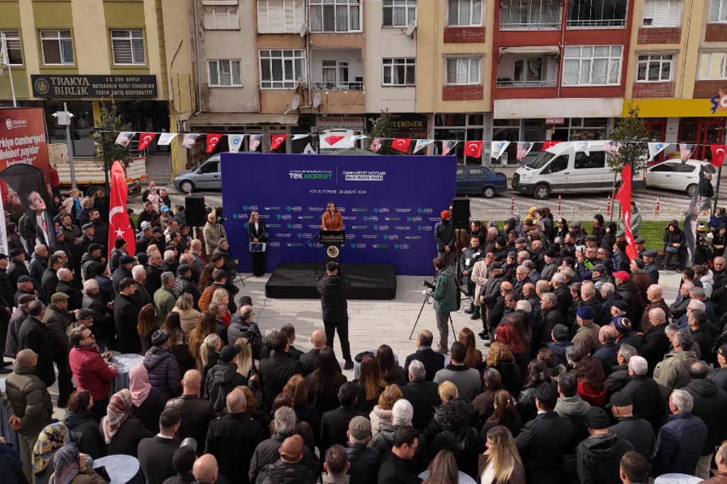 TEKİRDAĞ BÜYÜKŞEHİR BELEDİYESİ’NDEN HAYRABOLU’DA ÇİFTE AÇILIŞ