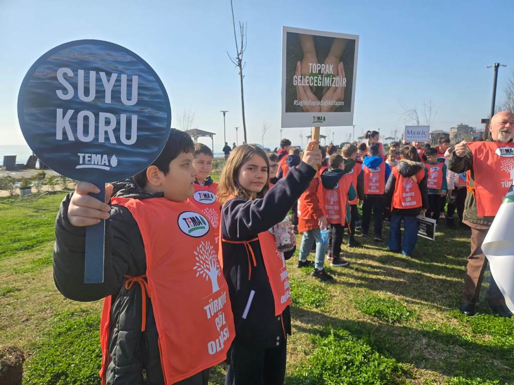 TEKİRDAĞ’DA FİDANLAR GELECEKLE BULUŞTU