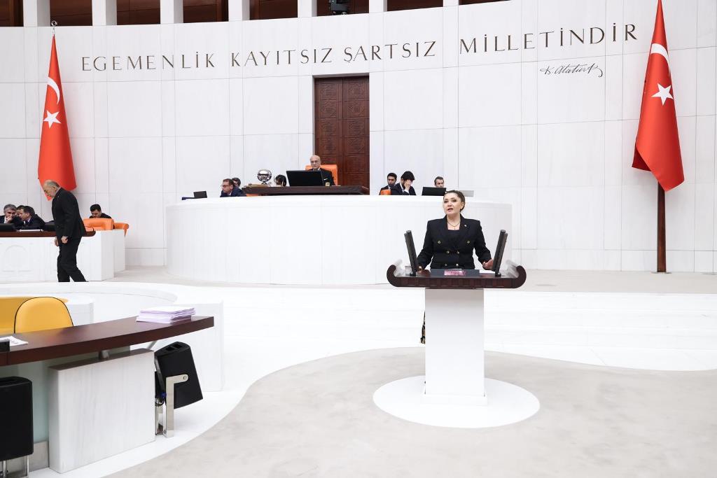 İYİ PARTİLİ TAŞÇI: “TENCERE KAYNAMADAN AİLE GÜÇLENMEZ”