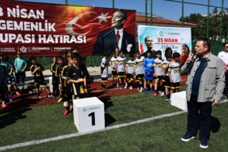 FUTBOL ŞÖLENİNDE ŞAMPİYON YILMAZ SPOR OLDU