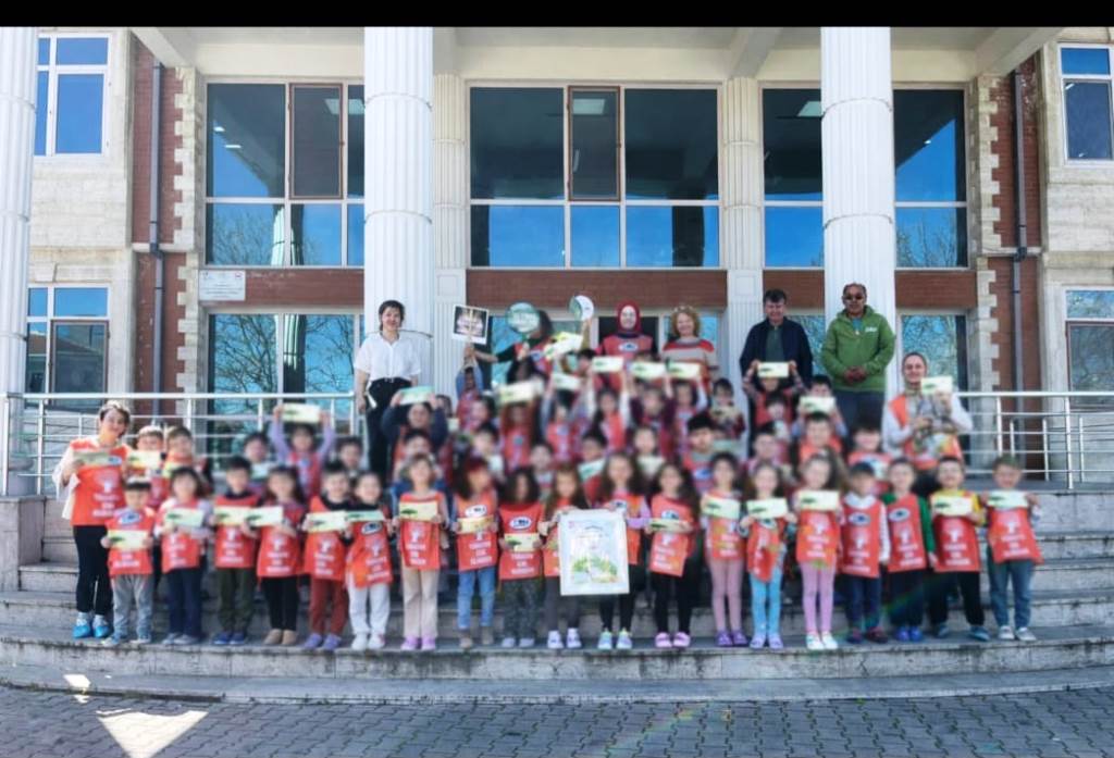 TOPRAK İÇİN UMUT MİNİKLERDE YEŞERDİ