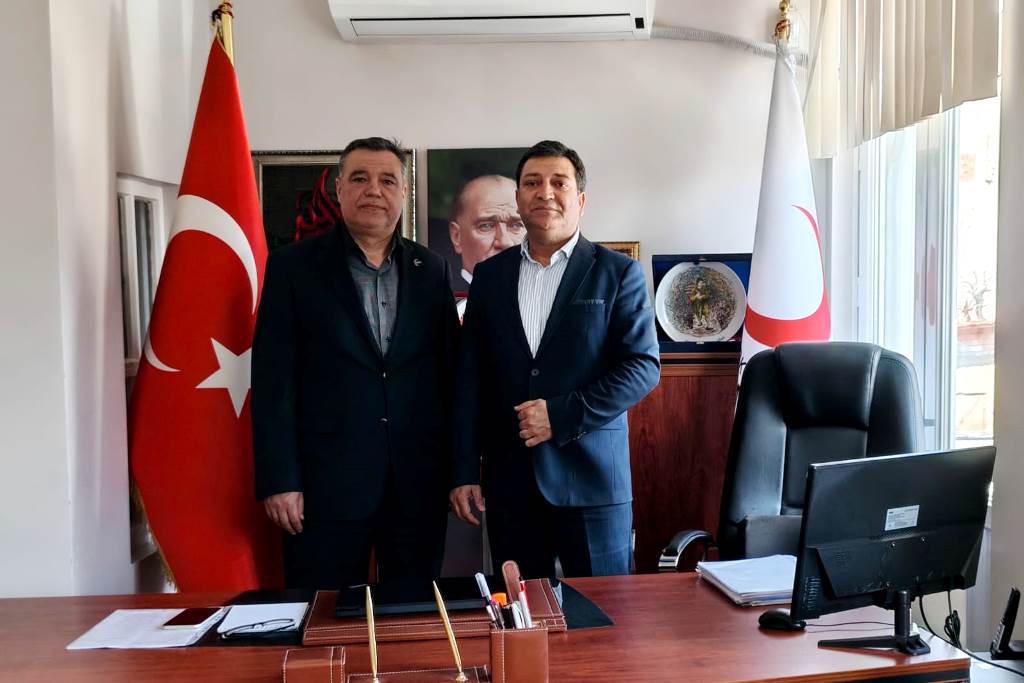 YENİDEN REFAH PARTİSİ’NDEN KIZILAY’A DESTEK ZİYARETİ