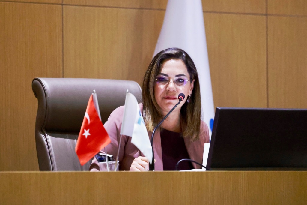 CANDAN BAŞKAN’DAN SUYA YÜZDE 50 İNDİRİM MÜJDESİ