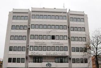 ÇORLU BELEDİYESİ’NDE MÜDÜRDEN KADIN ÇALIŞANA ŞİDDET İDDİASI!