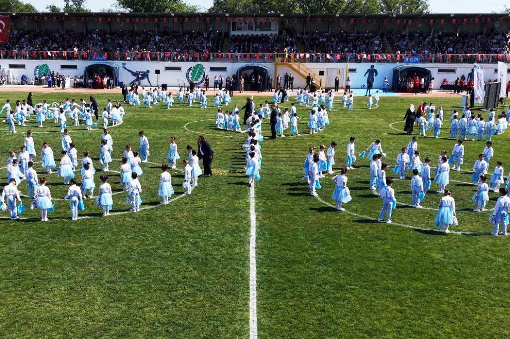 19 MAYIS TÖRENLERİ ERGENE’DE UNUTULMAZ ANLARA SAHNE OLDU