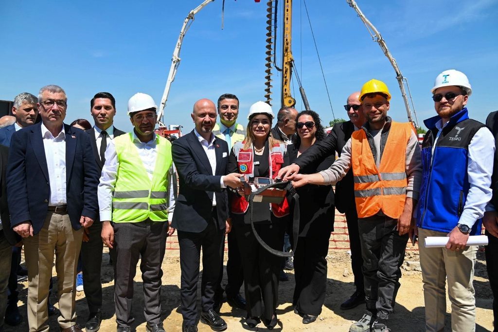 TEKİRDAĞ’DA ALTYAPI YATIRIMLARI ŞAHLANIYOR