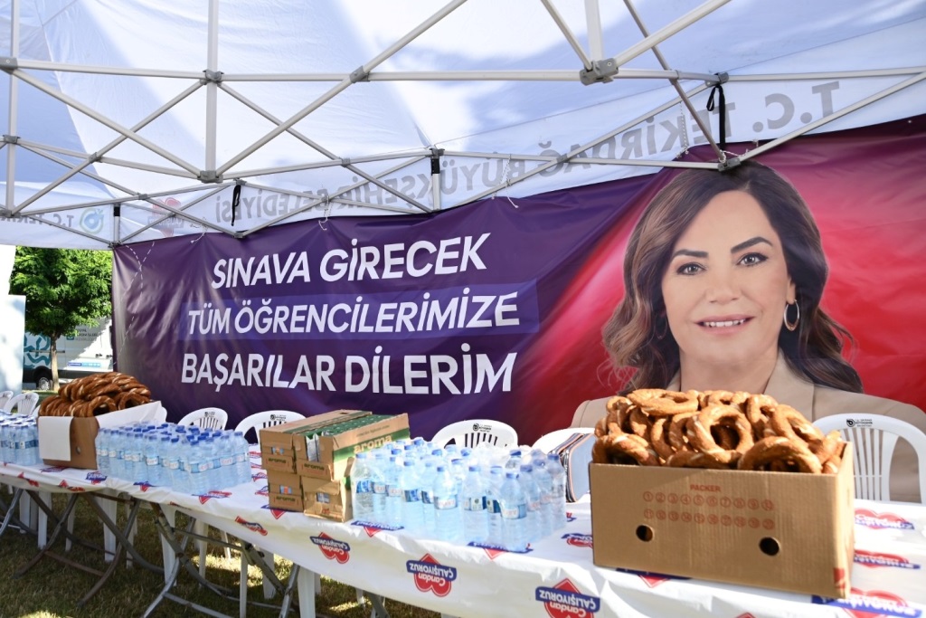 BÜYÜKŞEHİR YKS MARATONUNDA ÖĞRENCİ VE AİLELERİN YANINDA