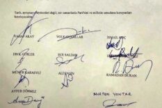 CHP OLAĞANÜSTÜ KURULTAYI İÇİN TEKİRDAĞ’DAKİ 15 DELEGEDEN 13’Ü İMZA VERDİ
