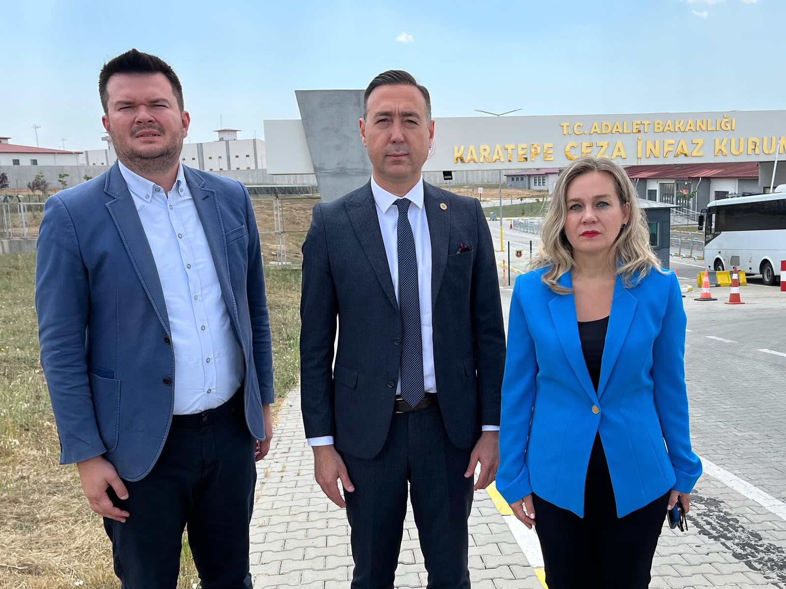 TEKİRDAĞ BAROSU’NDAN TUTUKLU KOMEDYEN DENİZ GÖKTAŞ’A CEZAEVİ ZİYARETİ