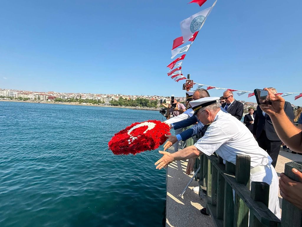 1 TEMMUZ DENİZCİLİK VE KABOTAJ BAYRAMI’NIN 100. YILI TÖRENLERLE KUTLANDI