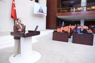 SELCAN TAŞÇI: “EMEKLİYE BU MAAŞI VERMEK ‘ÖL’ DEMEKTİR”