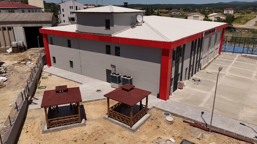 TEKİRDAĞ BÜYÜKŞEHİR BELEDİYESİ’NİN DEV İTFAİYE YATIRIMLARI HIZLA YÜKSELİYOR