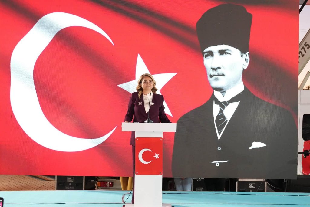 BAŞKAN MÜGE YILDIZ TOPAK YİNE SÖZÜNÜ TUTTU: İĞNELER DOĞALGAZA KAVUŞTU!