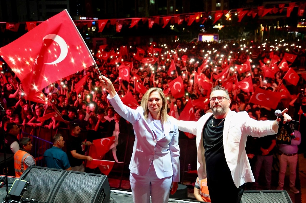 CANDAN BAŞKAN: “ZAFER, YÖNÜNÜ MİLLETİNE GÖRE BELİRLEYENLERİN ESERİDİR”