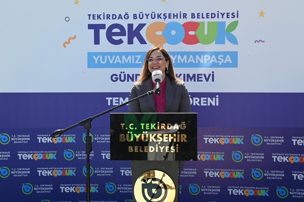 CANDAN BAŞKAN’DAN ÇOCUKLARA GÜVENLİ YUVA KADINLARA GÜÇLÜ DESTEK