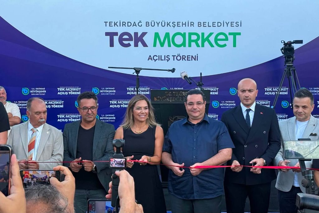 8 AYDA 8 ŞUBESİYLE TEK MARKET AĞI CANDAN BAŞKAN İLE BÜYÜYOR