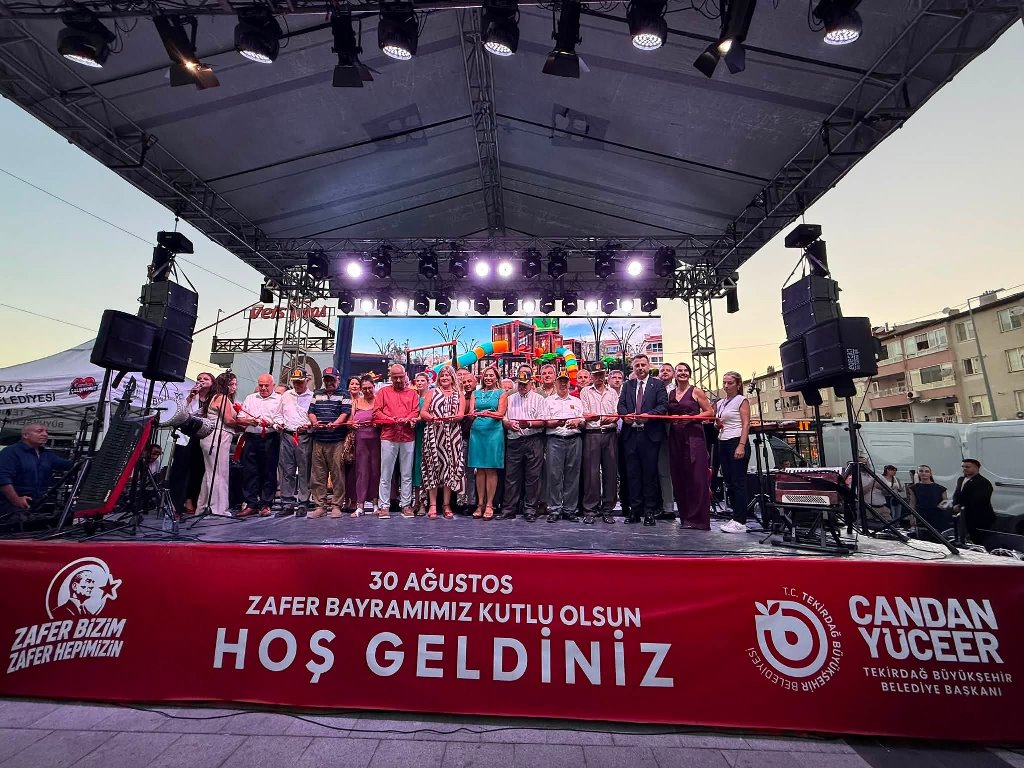 BÜYÜKŞEHİR’DEN ŞARKÖY’E ÜÇ MODERN YAŞAM ALANI