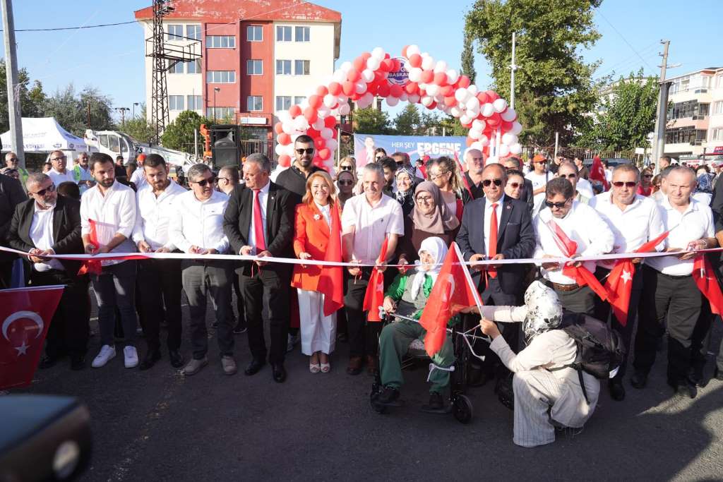 30 AĞUSTOS COŞKUSU ERGENE’DE BİNLERCE VATANDAŞLA YAŞANDI