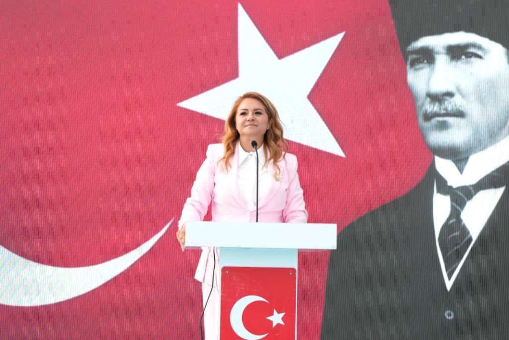 MÜGE BAŞKAN’DAN BİR MÜJDE DAHA: YEŞİLTEPE’NİN YILLARDIR BEKLEDİĞİ İMAR SORUNU ÇÖZÜLÜYOR!