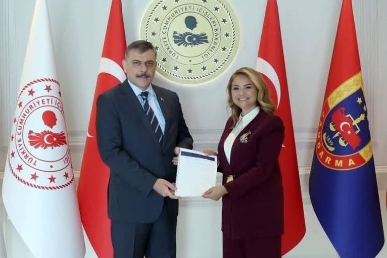 MÜGE BAŞKAN’DAN ERGENE İÇİN ANKARA’DA PAZAR MESAİSİ