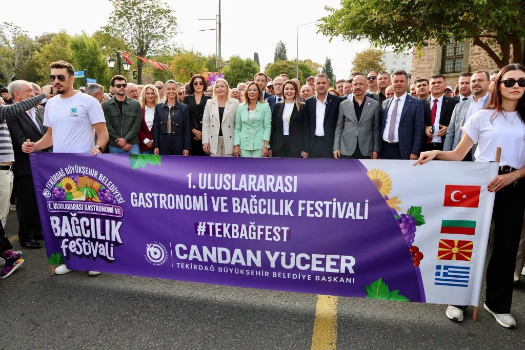 1. ULUSLARASI GASTRONOMİ VE BAĞCILIK FESTİVALİ COŞKUYLA BAŞLADI