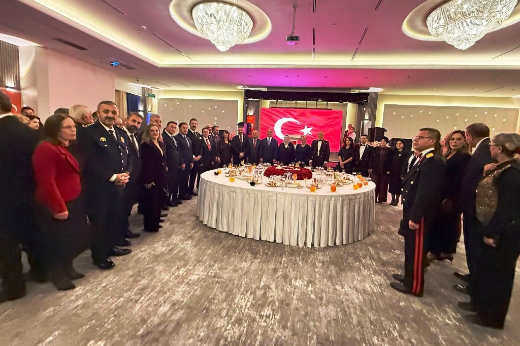 TEKİRDAĞ PROTOKOLÜ CUMHURİYET BAYRAMI RESEPSİYONUNDA BULUŞTU