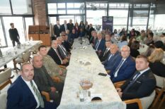 BAŞKAN MÜGE YILDIZ TOPAK ERGENE’NİN MUHTARLARI İLE BULUŞTU