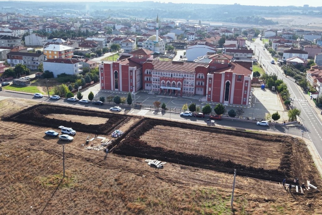 BAŞKAN MÜGE YILDIZ TOPAK: ‘BİR SÖZÜMÜZÜ DAHA TUTTUK! 14 SPOR TESİSİMİZ ERGENEMİZE HAYIRLI OLSUN!’