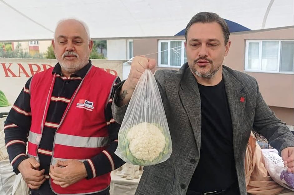 OZAN VARAN: “VATANDAŞ PAZARDA FILESİNİ DOLDURAMIYOR, İKTİDAR HÂLÂ BAŞARI HİKÂYESİ ANLATIYOR!”