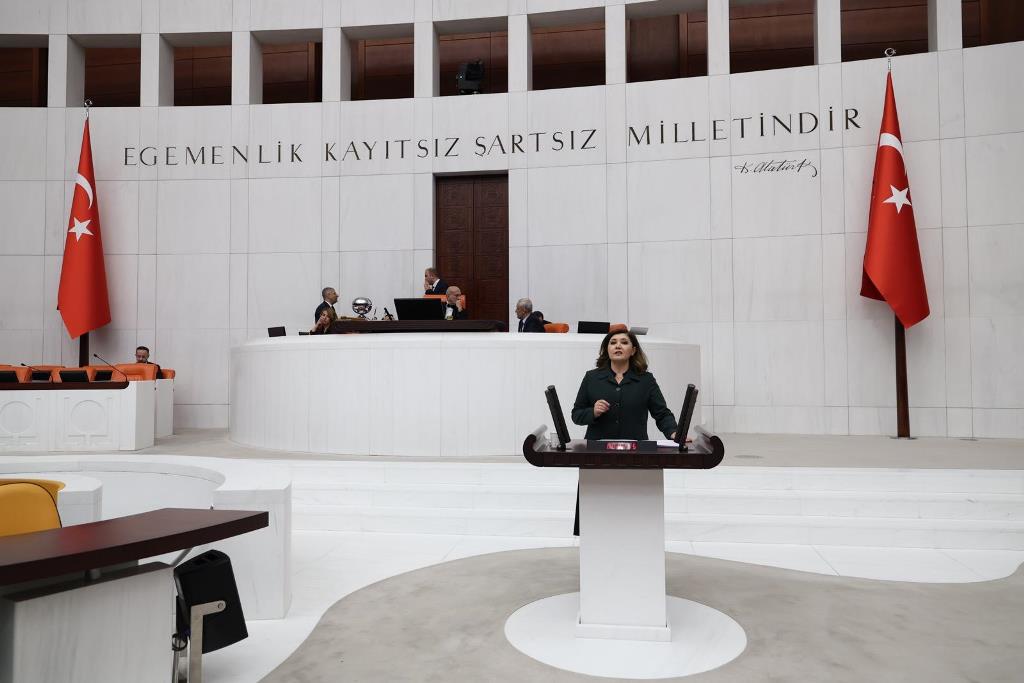 SELCAN TAŞÇI: “HARAM TUĞLAYLA ÖRÜLEN DUVARLAR, İLK ADALET RÜZGÂRINDA SAHİBİNİN ÜZERİNE YIKILIR!”
