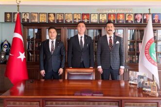 TEKİRDAĞ CUMHURİYET BAŞSAVCISI YÜCEL VE ADALET KOMİSYONU BAŞKANI OBUT’TAN BARO BAŞKANI GÜRCÜN’E ZİYARET