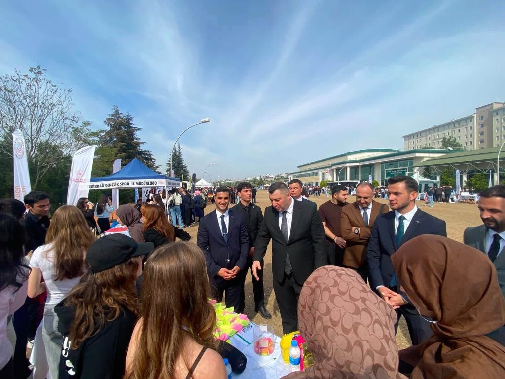 TEKİRDAĞ ÜLKÜ OCAKLARI NKÜ ÖĞRENCİ TOPLULUKLARI İLE BULUŞTU